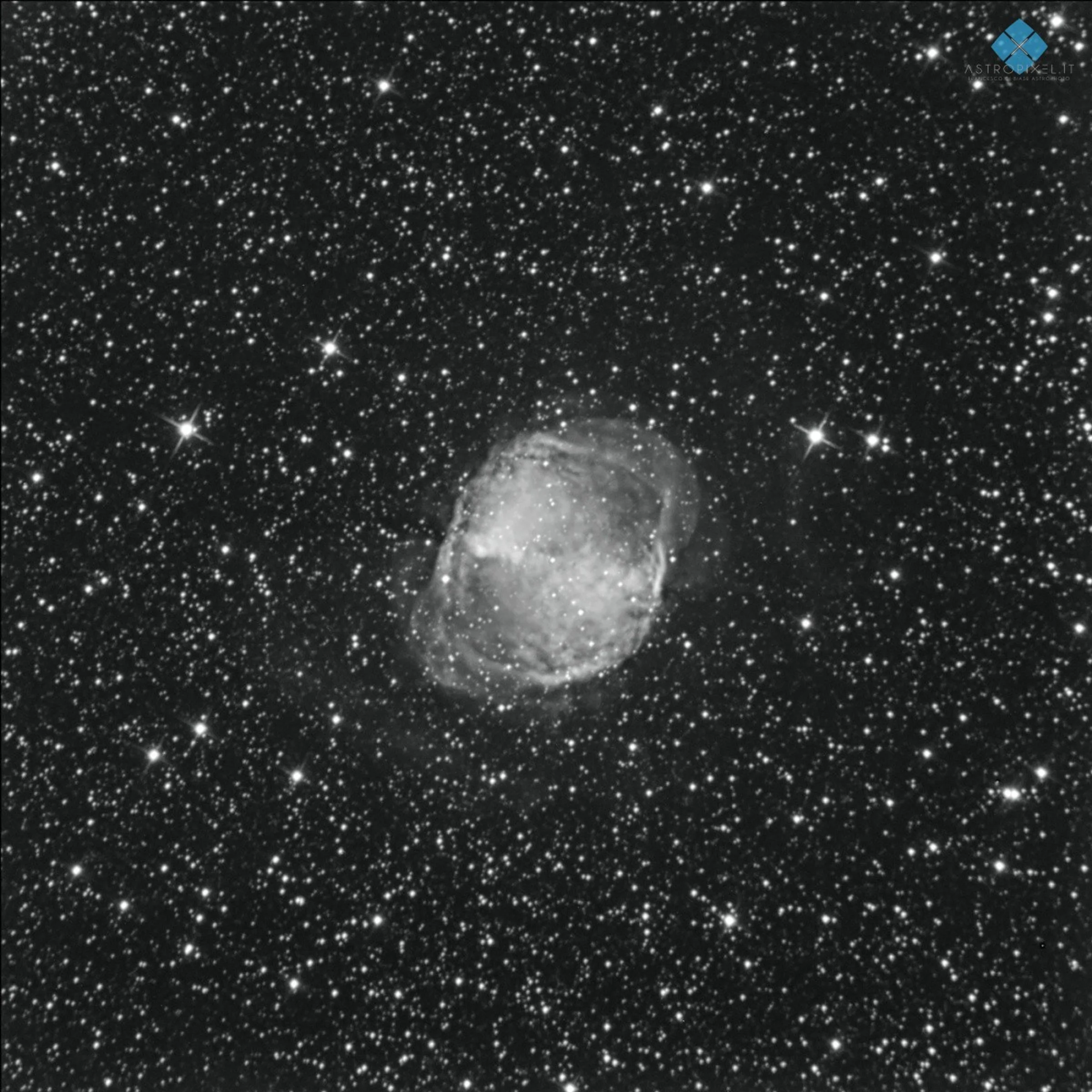 M27 Dumbell Nebula - luminance AO test