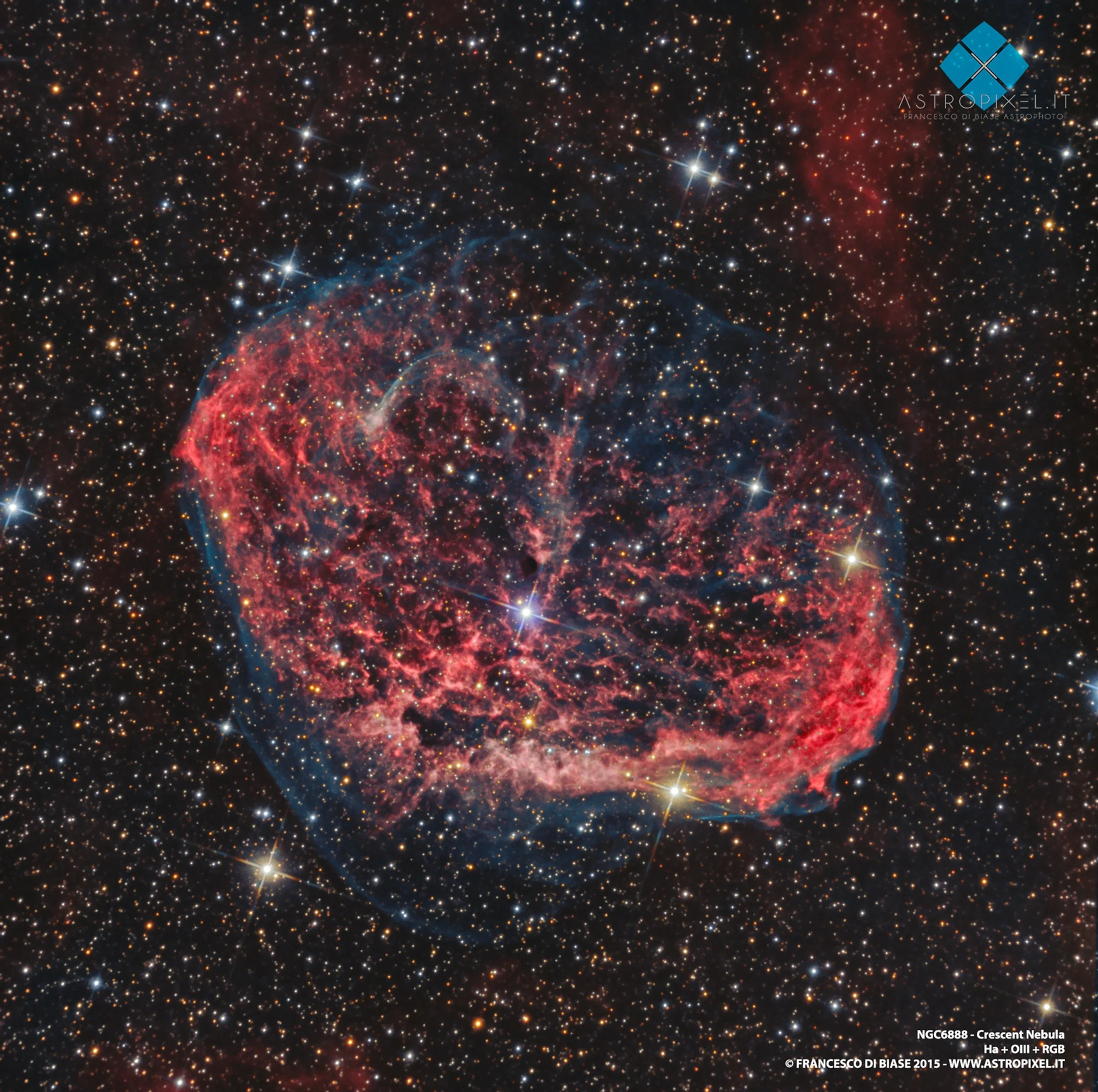 NGC 6888 - The Crescent Nebula